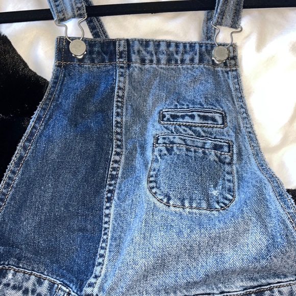 GREAT CONDITION; Only worn once; BLANKNYC Denim Overalls - Picture 7 of 7